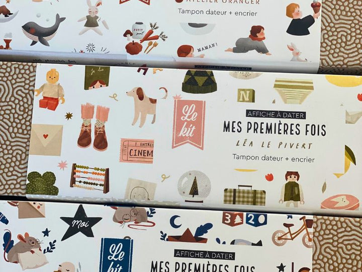 Affiche Cobalt “Mes premières fois à tamponner” – souvenirs à compléter pour bébé