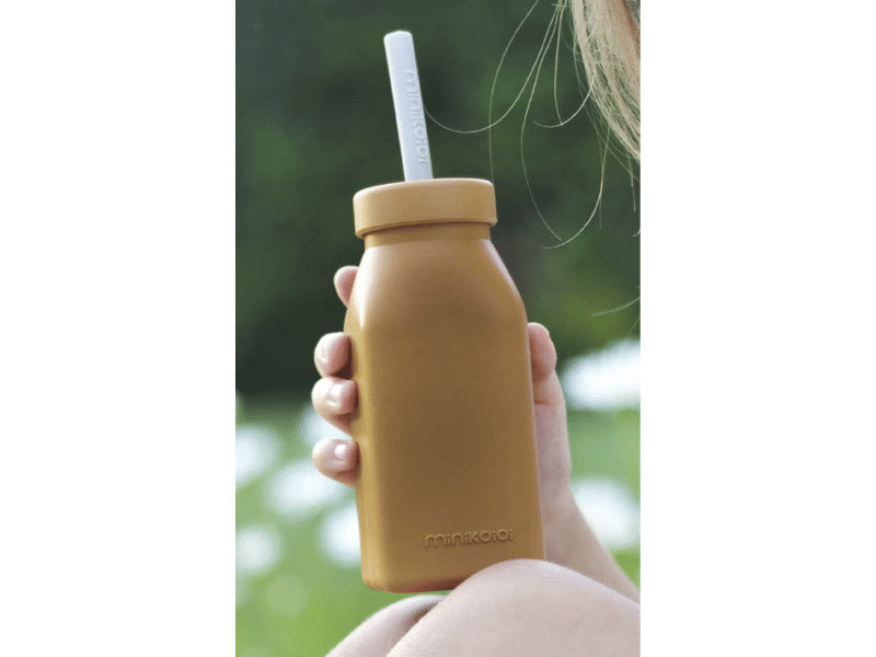 Bouteille d’apprentissage en silicone avec paille  - Caramel