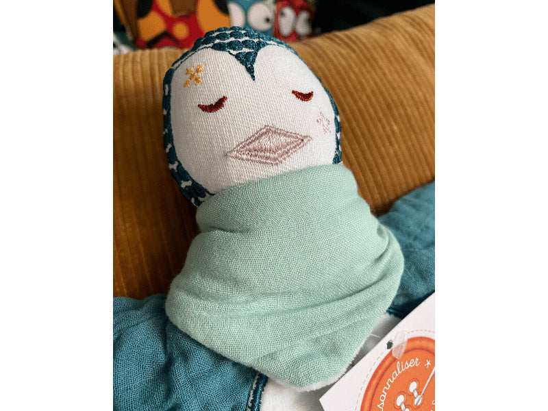 Doudou pingouin en gaze de coton - Bleu celadon