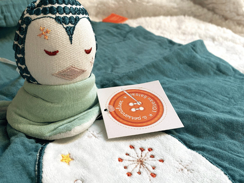 Doudou pingouin en gaze de coton - Bleu celadon