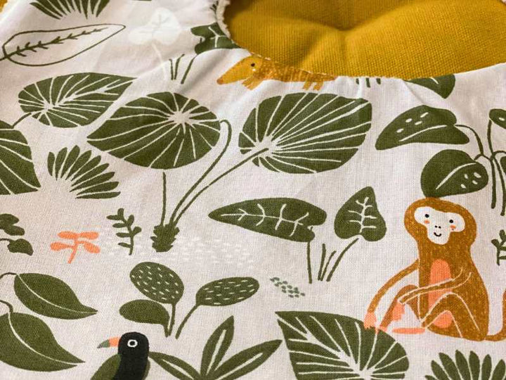 Bavoir en éponge de bambou et coton imprimé – Made in Berry