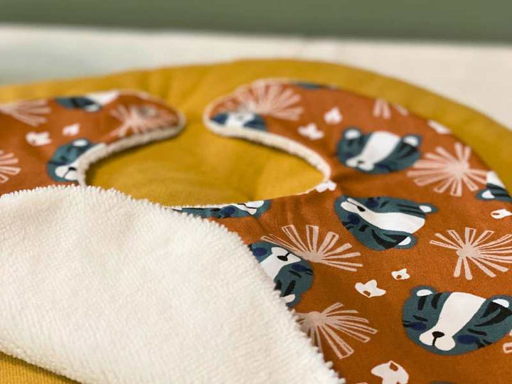 Bavoir en éponge de bambou et coton imprimé – Made in Berry