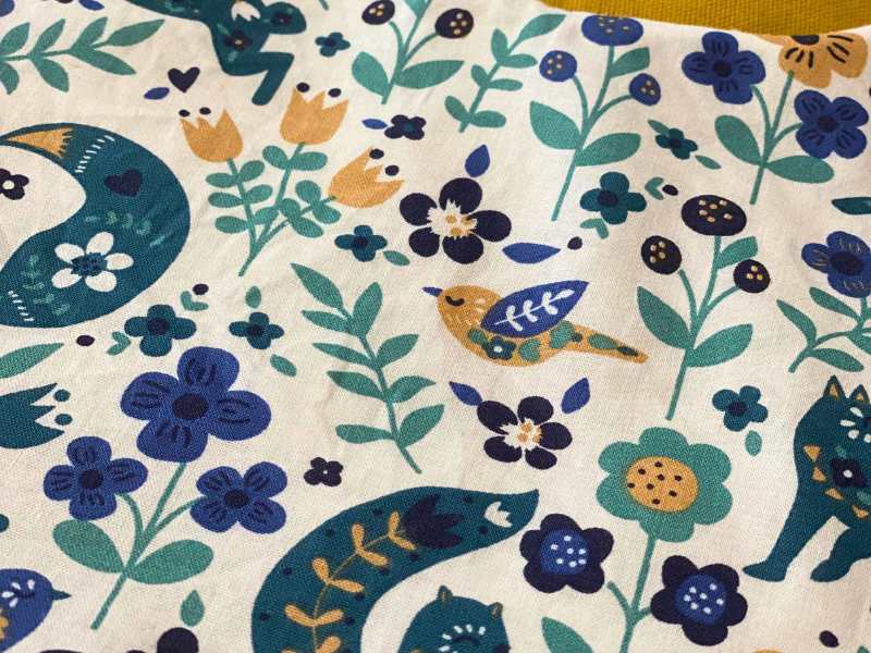 Bavoir en éponge de bambou et coton imprimé – Made in Berry