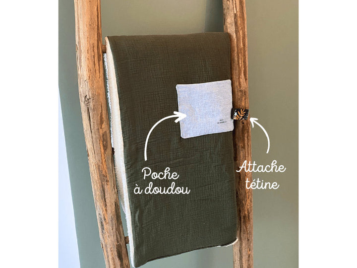 Couverture en gaze de coton &amp; fourrure mouton – kaki, douce &amp; cosy
