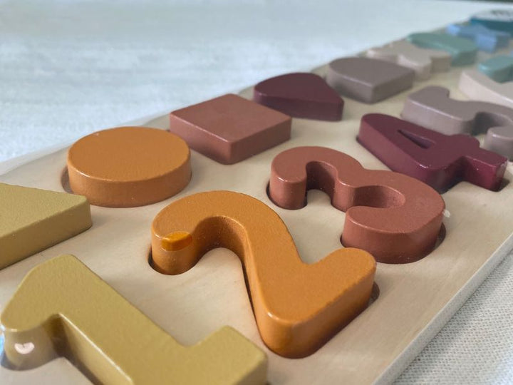 Puzzle d’éveil chiffres &amp; formes en bois – 20 pièces