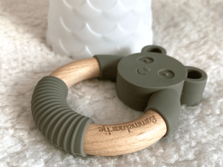 Anneau de dentition ours en silicone et bois - Kaki