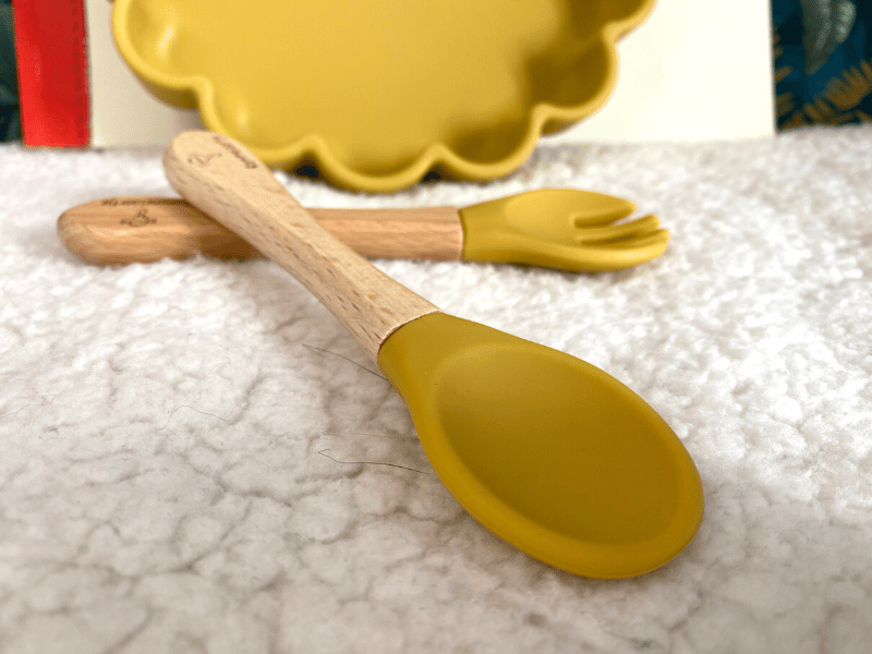 Ensemble assiette chat et couverts en silicone - Jaune
