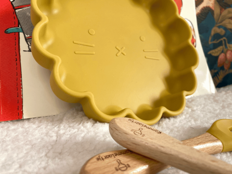 Ensemble assiette chat et couverts en silicone - Jaune