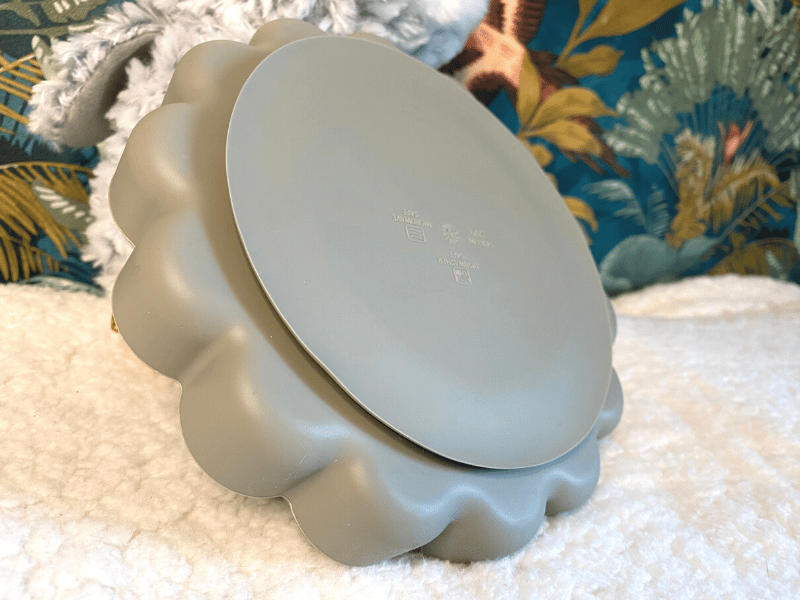 Assiette Lion en silicone - Kaki